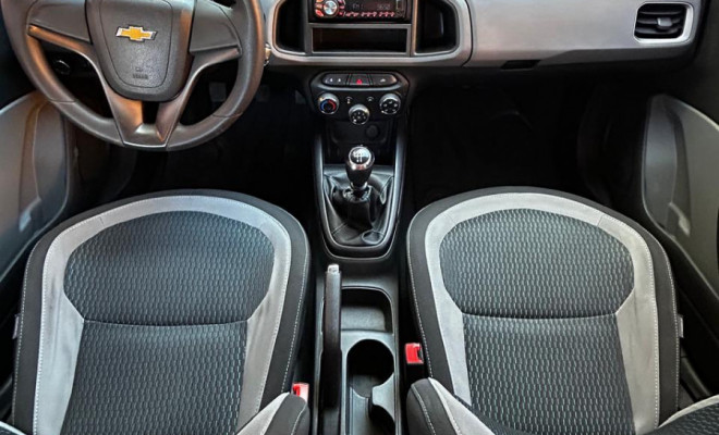 GM - Chevrolet ONIX HATCH LT 1.0 8V FlexPower 5p Mec. 2015 Flex-5