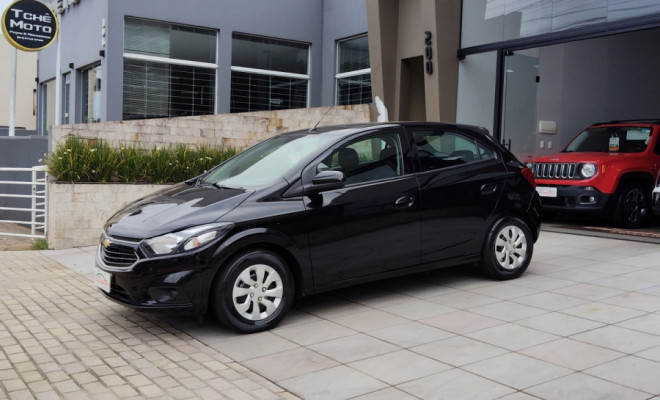 GM - Chevrolet ONIX HATCH LT 1.0 8V FlexPower 5p Mec. 2017 Flex-0