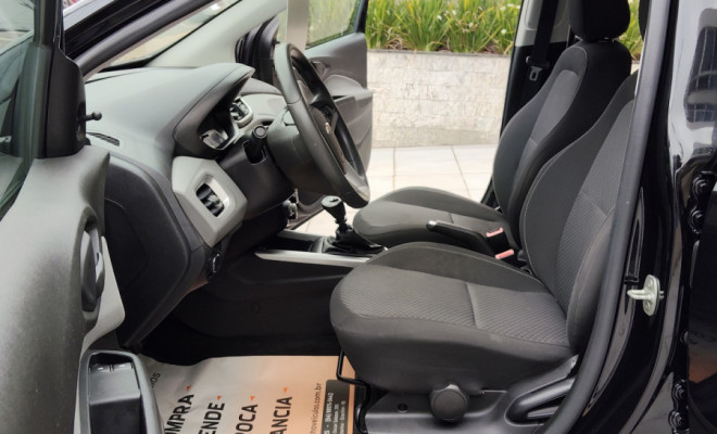 GM - Chevrolet ONIX HATCH LT 1.0 8V FlexPower 5p Mec. 2017 Flex-10