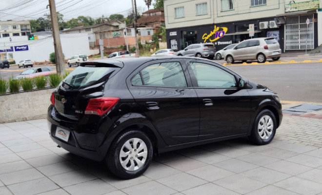 GM - Chevrolet ONIX HATCH LT 1.0 8V FlexPower 5p Mec. 2017 Flex-1