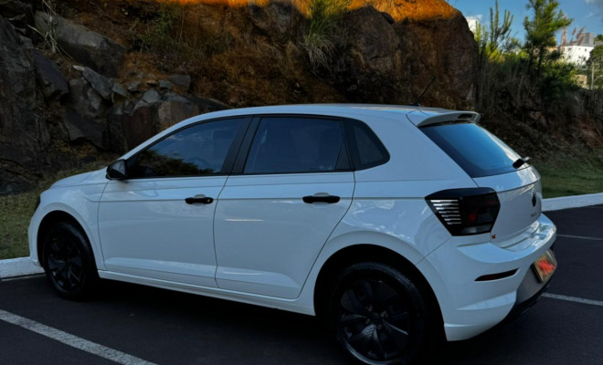 VW - VolksWagen Polo Track 1.0 Flex 12V 5p 2024 Flex-3