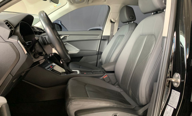 Audi Q3 Black S Line 1.4 TFSI S-tronic 2021 Gasolina-9