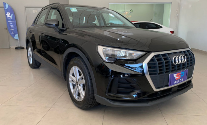 Audi Q3 Black S Line 1.4 TFSI S-tronic 2021 Gasolina