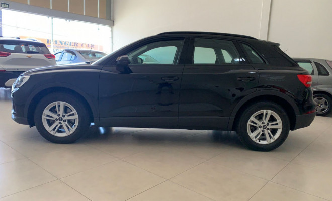 Audi Q3 Black S Line 1.4 TFSI S-tronic 2021 Gasolina-2