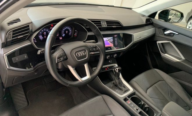 Audi Q3 Black S Line 1.4 TFSI S-tronic 2021 Gasolina-8