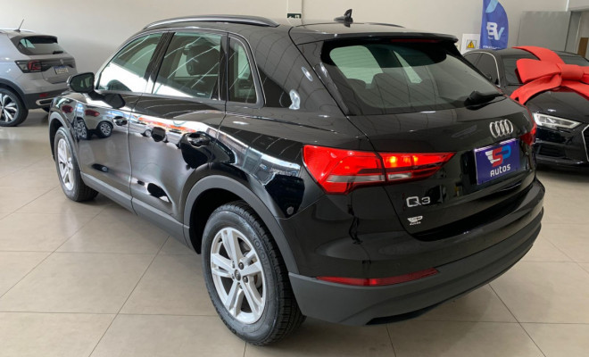 Audi Q3 Black S Line 1.4 TFSI S-tronic 2021 Gasolina-3