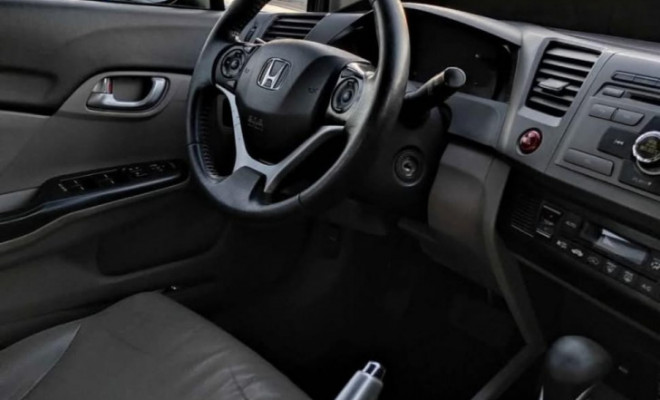 Honda Civic Sedan LXR 2.0 Flexone 16V Aut. 4p 2014 Flex-8