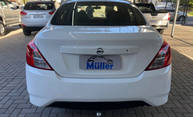 Nissan VERSA 1.0 12V FlexStart 4p Mec. 2019 Flex-6
