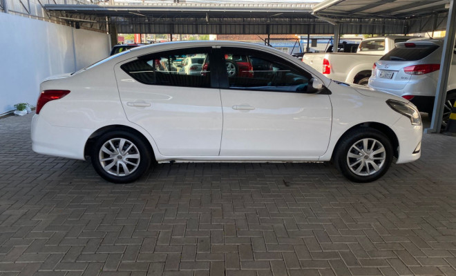 Nissan VERSA 1.0 12V FlexStart 4p Mec. 2019 Flex-0