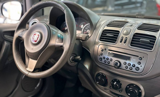 Fiat Grand Siena ESSENCE 1.6 Flex 16V 2013 Flex-6