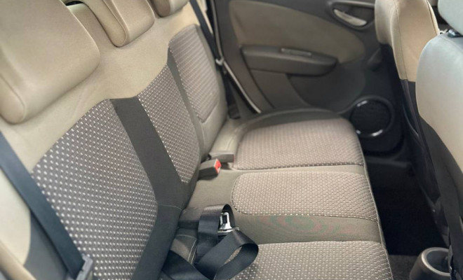 Fiat Grand Siena ESSENCE 1.6 Flex 16V 2013 Flex-7