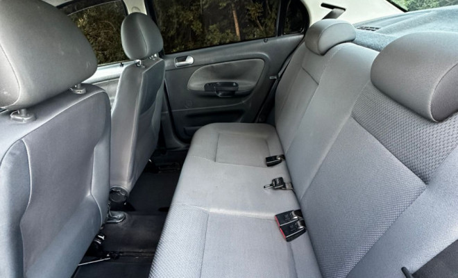 VW - VolksWagen VOYAGE 1.0/1.0 City Mi Total Flex 8V 4p 2013 Flex-8