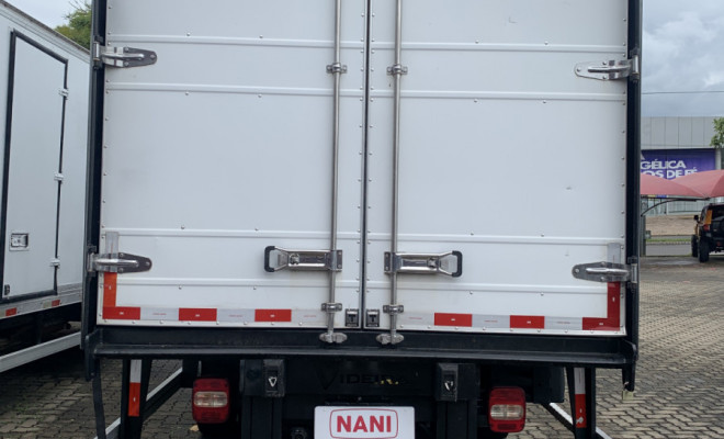 VOLKSWAGEN 11-180 Delivery 2p (diesel)(E5) 2018 Diesel-2