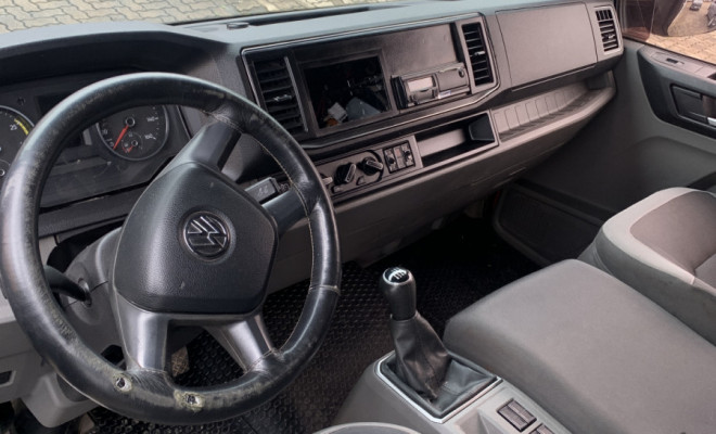 VOLKSWAGEN 11-180 Delivery 2p (diesel)(E5) 2018 Diesel-4