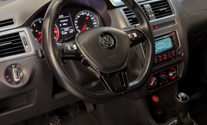 VW - VolksWagen Fox Comfortline 1.0 Flex 12V 5p 2016 Flex-9