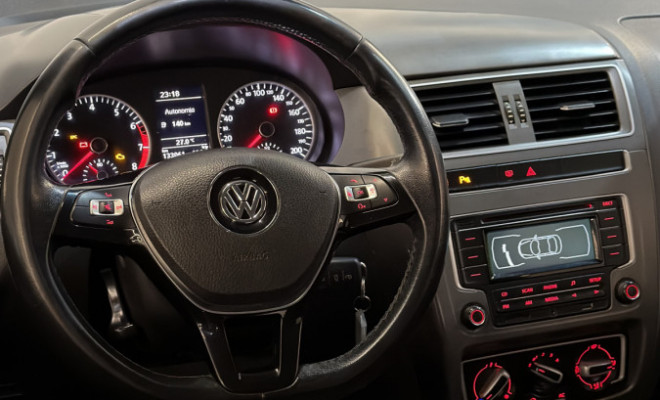 VW - VolksWagen Fox Comfortline 1.0 Flex 12V 5p 2016 Flex-8