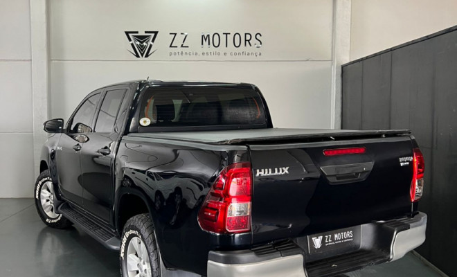 Toyota Hilux CD 4x4 2.8 Diesel Mec. 2020-7