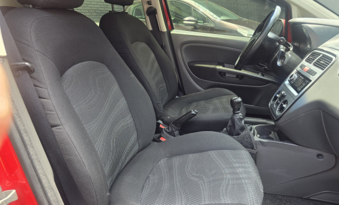 Fiat Punto ATTRACTIVE 1.4 Fire Flex 8V 5p 2012 Flex-8