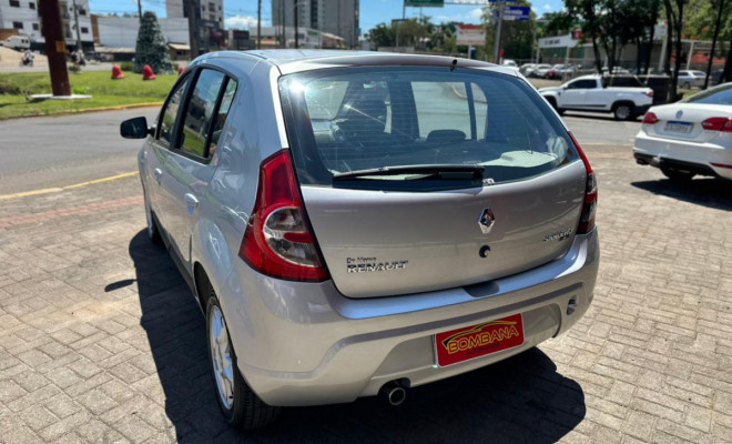 Renault SANDERO Privilège Hi-Flex 1.6 8V 5p 2011 Flex-1