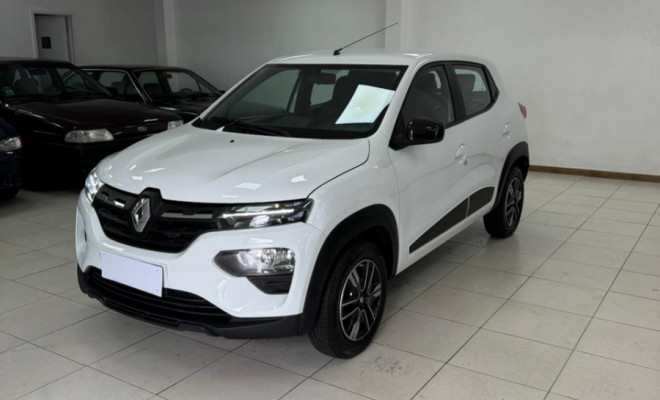 Seu próximo carro econômico e confiável te espera — agende um test-drive no Kwid Intense agora!-1