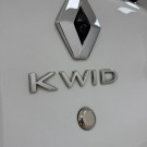 Seu próximo carro econômico e confiável te espera — agende um test-drive no Kwid Intense agora!-8