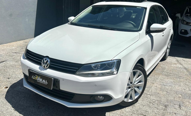 VW - VolksWagen JETTA Comfortline 2.0 T.Flex 8V 4p Tipt. 2014 Flex