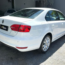 VW - VolksWagen JETTA Comfortline 2.0 T.Flex 8V 4p Tipt. 2014 Flex-0