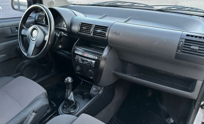 VW Fox City 1.0 Mi Total Flex - 2005-8
