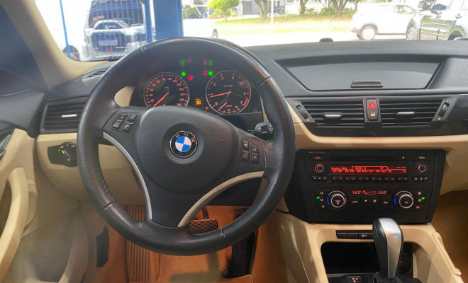 BMW X1 SDRIVE 18i 2.0 16V 4x2 Aut. 2013 Gasolina-3