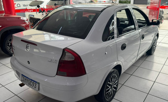 GM - Chevrolet Corsa Sedan Joy 1.0-2