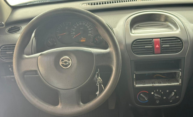 GM - Chevrolet Corsa Sedan Joy 1.0-5