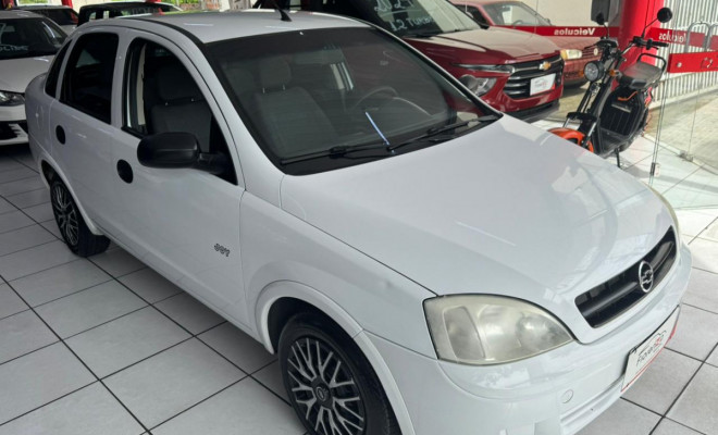 GM - Chevrolet Corsa Sedan Joy 1.0-1