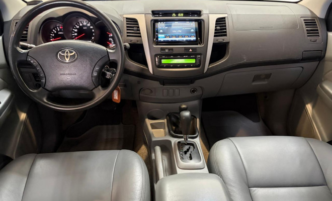 Toyota Hilux CD SRV D4-D 4x4 3.0 TDI Diesel Aut 2011 Diesel-2