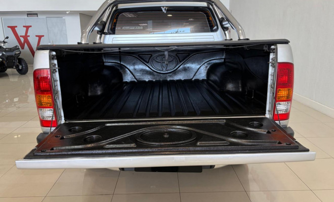 Toyota Hilux CD SRV D4-D 4x4 3.0 TDI Diesel Aut 2011 Diesel-8