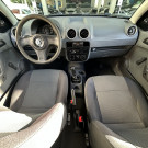 VW - VolksWagen Gol City (Trend) 1.0 Mi Total Flex 8V 2p 2012 Flex-4