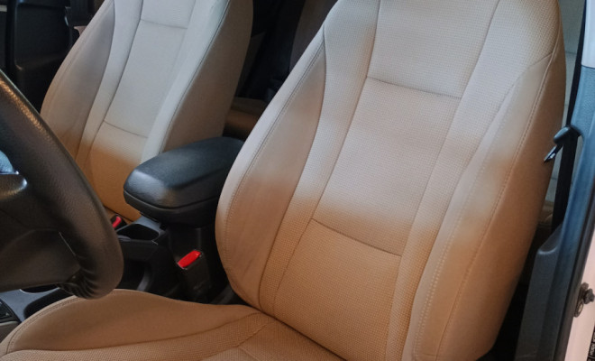 Hyundai i30 1.8 16V Aut. 5p 2015 Gasolina-5