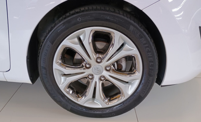 Hyundai i30 1.8 16V Aut. 5p 2015 Gasolina-8