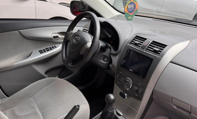 Toyota Corolla GLi 1.8 Flex 16V Mec. 2011 Flex-10