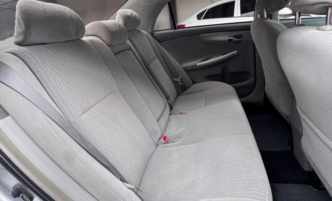 Toyota Corolla GLi 1.8 Flex 16V Mec. 2011 Flex-8