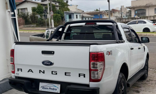 Ford Ranger XLS 3.2 20V 4x4 CD Diesel Mec. 2015 Diesel-6