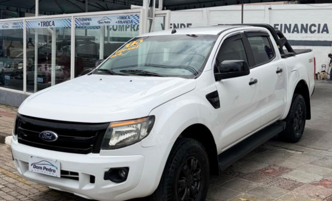 Ford Ranger XLS 3.2 20V 4x4 CD Diesel Mec. 2015 Diesel