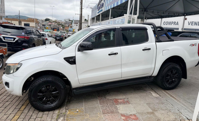 Ford Ranger XLS 3.2 20V 4x4 CD Diesel Mec. 2015 Diesel-3