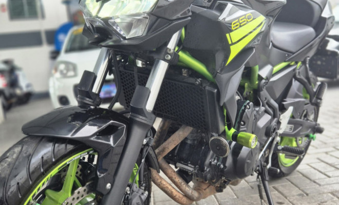KAWASAKI Z 650 2021 Gasolina-9