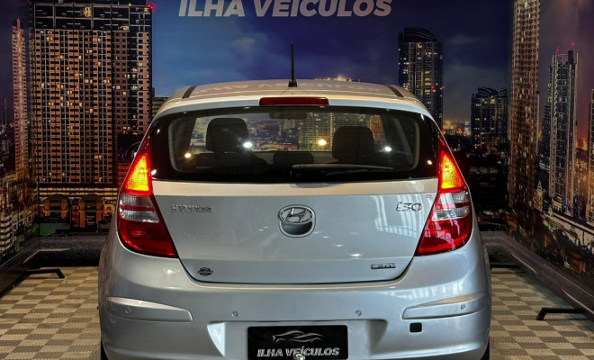 Hyundai i30 2.0 16V 145cv 5p Mec. 2011 Flex-14