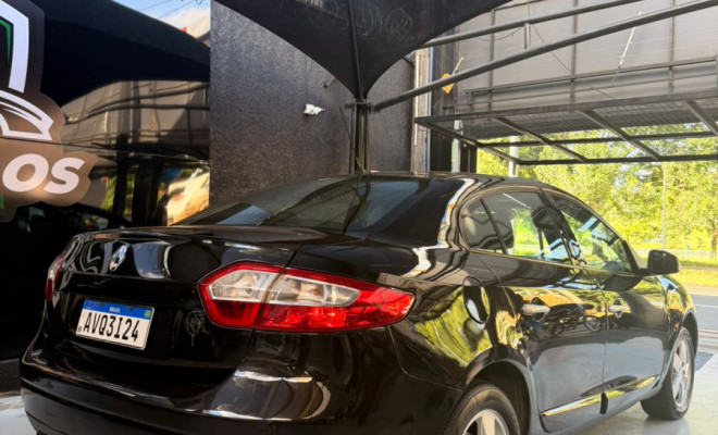 Renault FLUENCE Sed. Dynamique 2.0 16V FLEX Mec. 2013 Flex-1