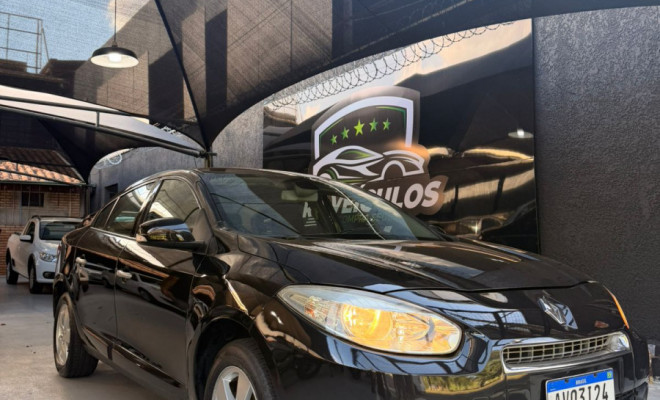 Renault FLUENCE Sed. Dynamique 2.0 16V FLEX Mec. 2013 Flex-0