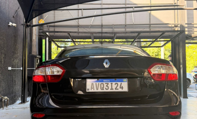 Renault FLUENCE Sed. Dynamique 2.0 16V FLEX Mec. 2013 Flex-2