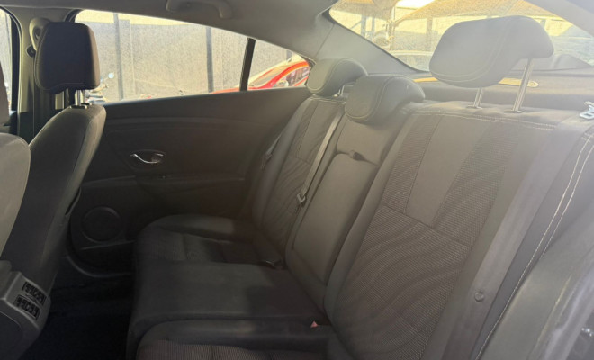 Renault FLUENCE Sed. Dynamique 2.0 16V FLEX Mec. 2013 Flex-3