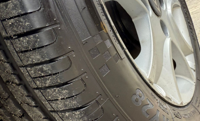 Citroën C3 Exclusive 1.4 Flex 8V 5p 2009 Gasolina-8