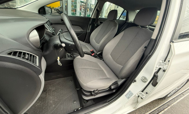 Hyundai HB20S Unique 1.0 Flex 12V Mec. 2019 Flex-6